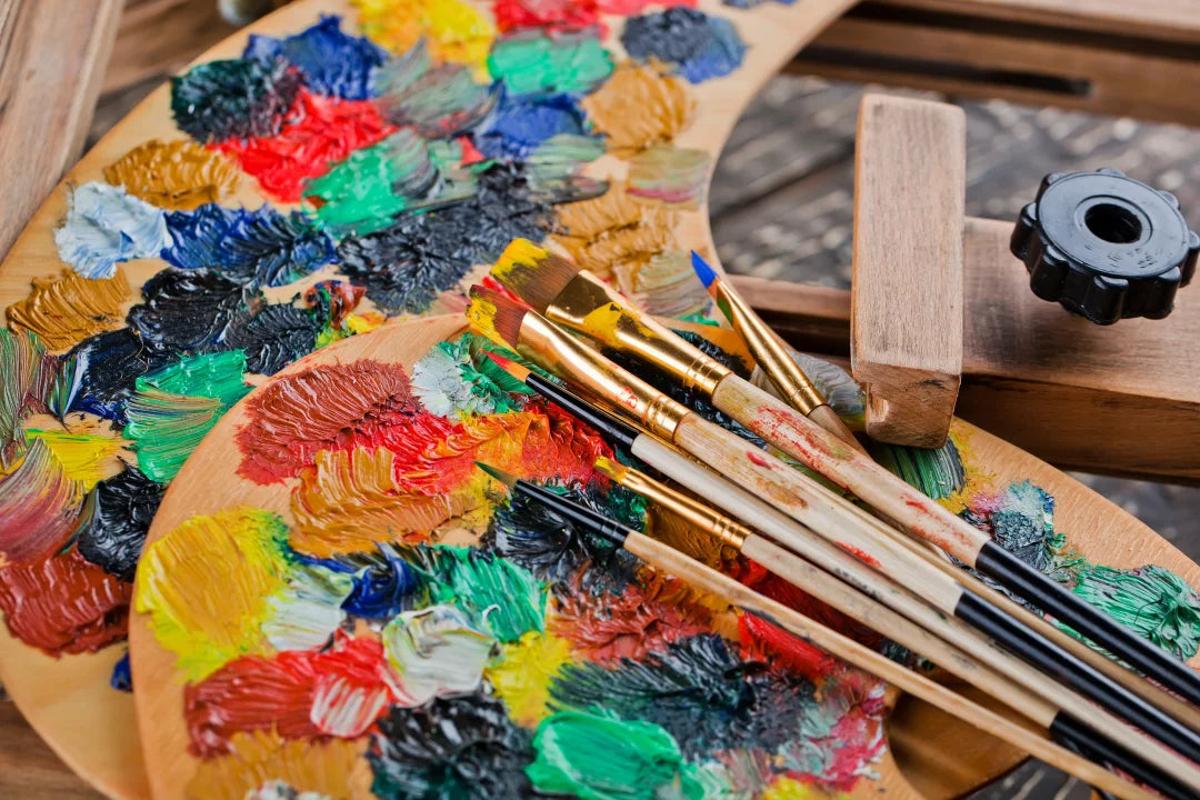 Advance Reservation: TRADITIONAL MEDIA STUDIO - EXTENDED